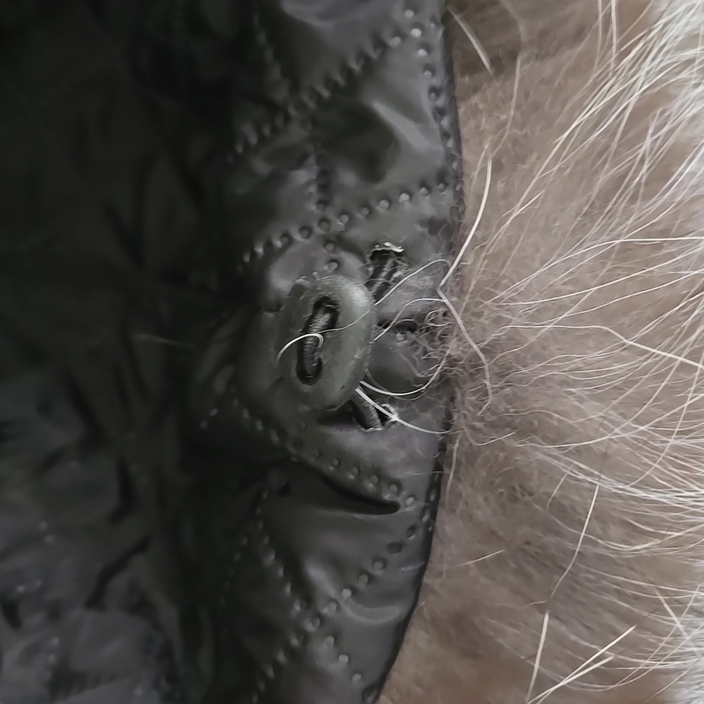 Elegant Black and Gray Fur Hat - Picture 4 of 6